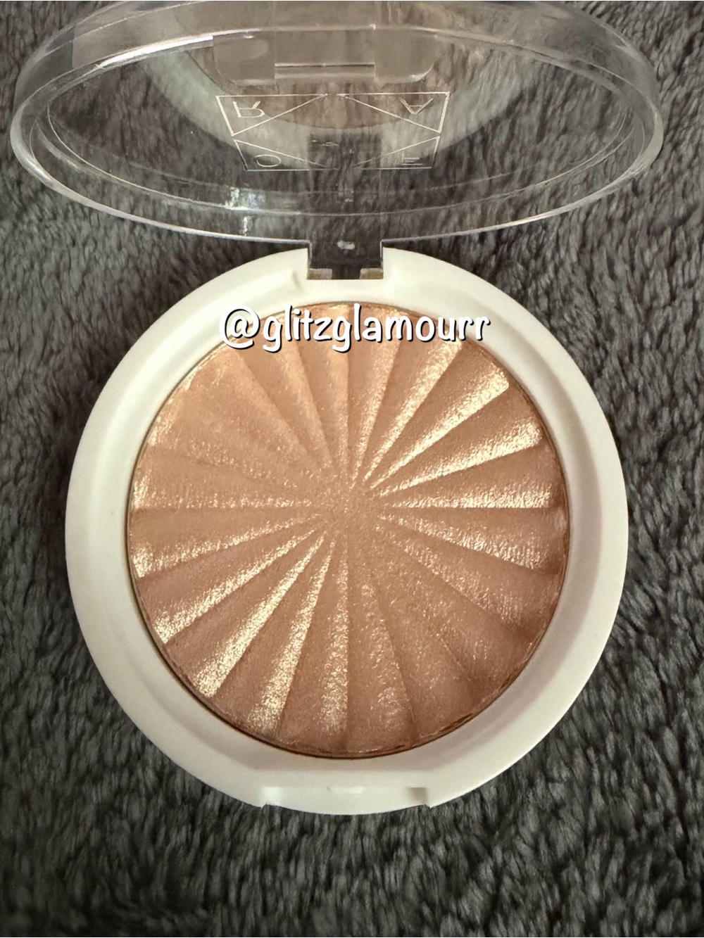 ✨OFRA Cosmetics Highlighter✨ - Picture 4 of 5